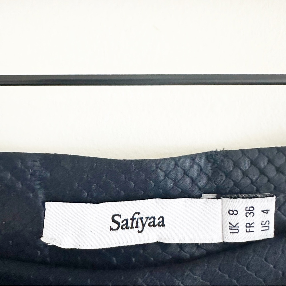 SAFIYAA Navy Embossed Python Side Zip Pant - Picture 10 of 11